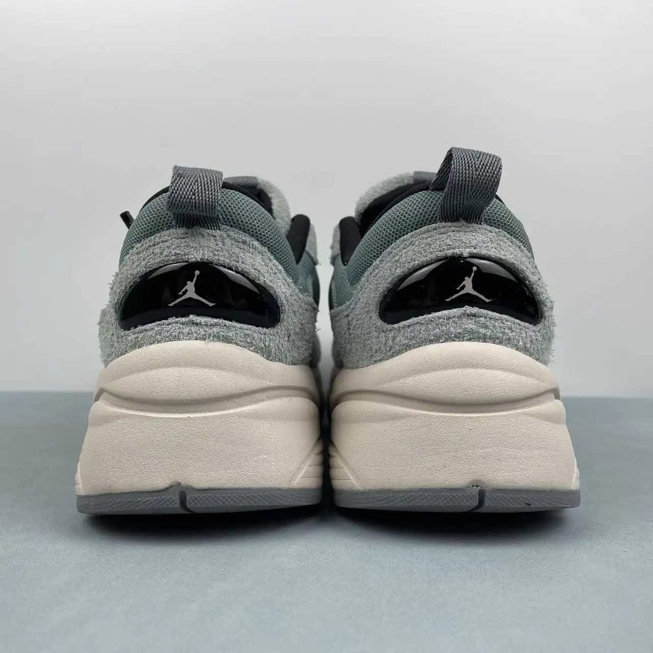 Air Jordan IB3722-301 thumbnail 4