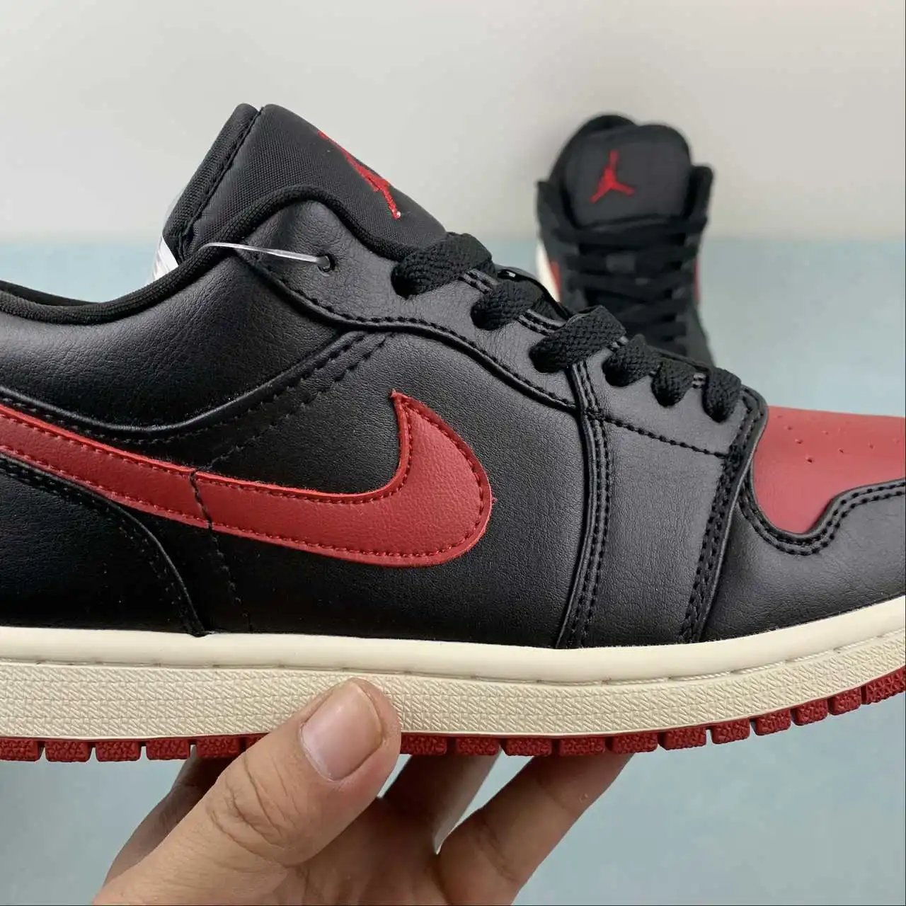 Air Jordan 1 Low DC0774-061 9