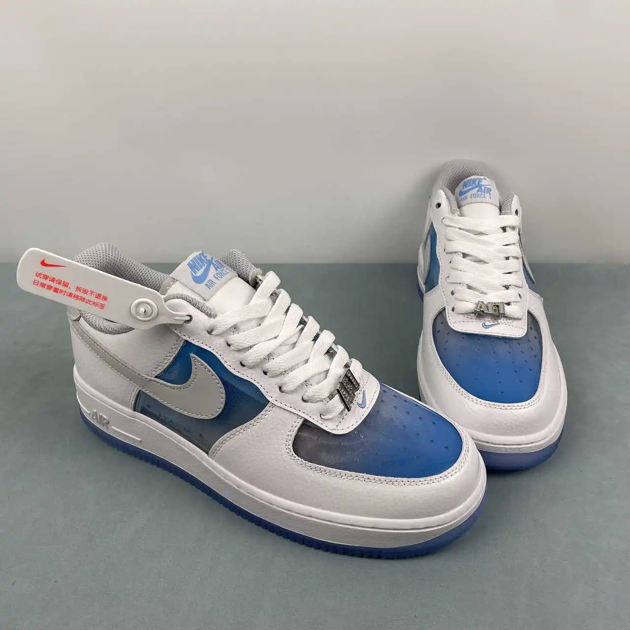 Nike Air Force 1 IB5724-100 thumbnail 2