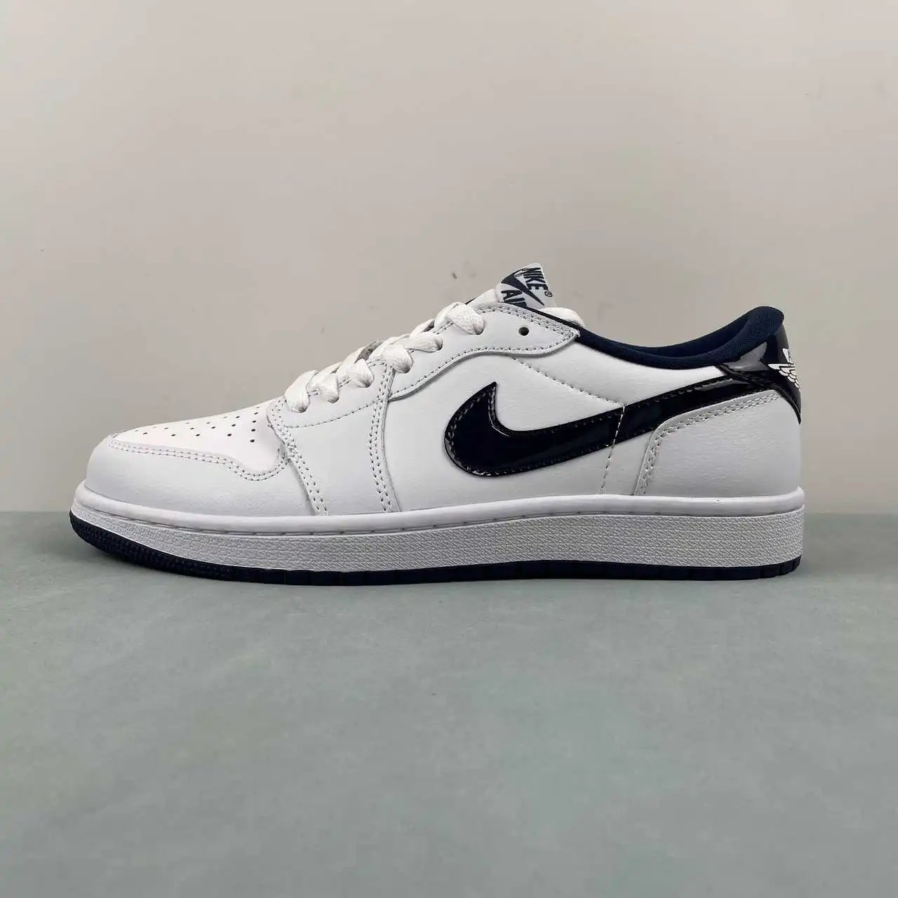 Air Jordan 1 Low FB9933-141 5