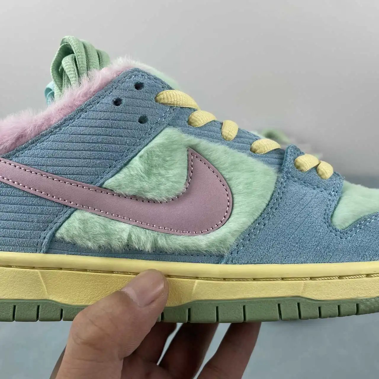 Nike Dunk Low FN6040-400 6