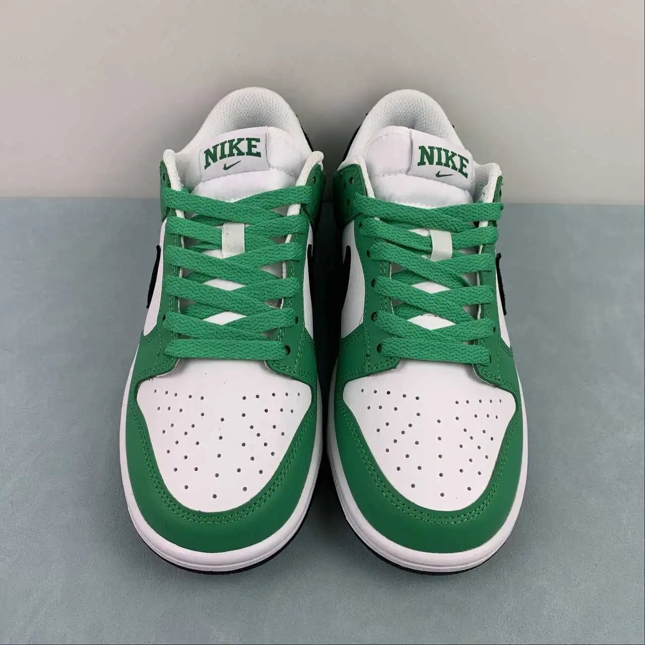 Nike Dunk Low FN3612-300 thumbnail 3