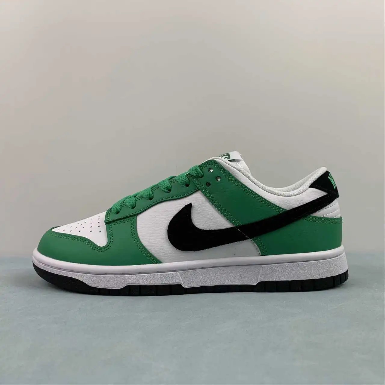 Nike Dunk Low FN3612-300 thumbnail 4