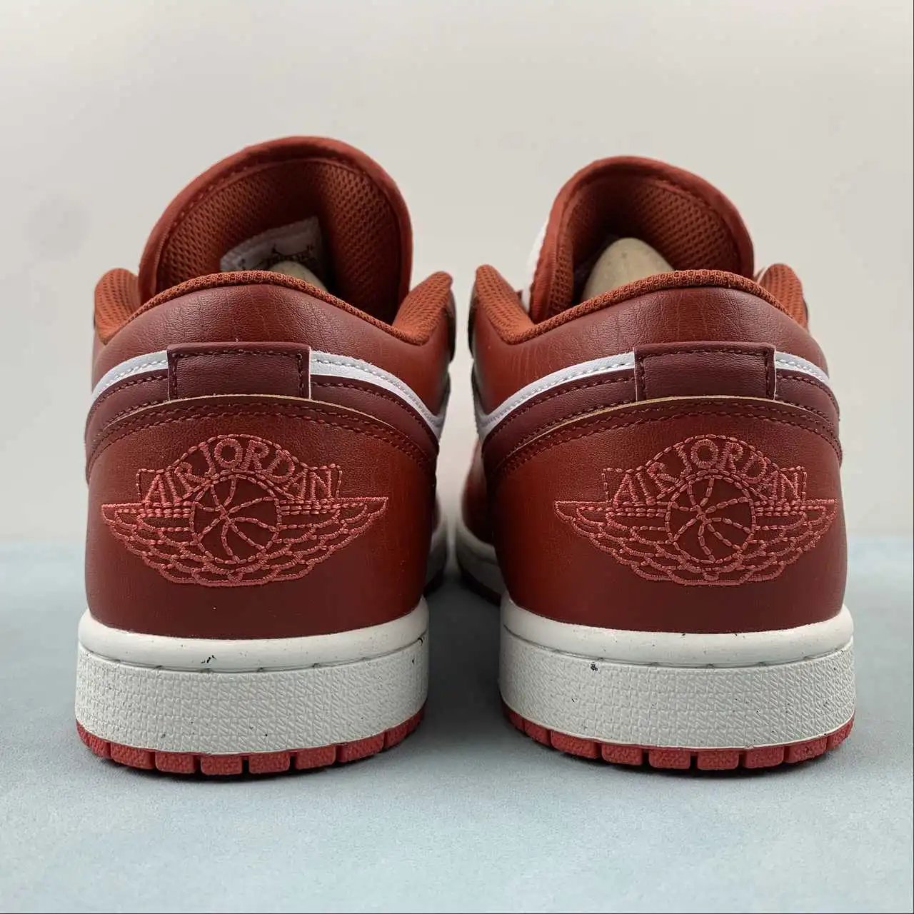 Air Jordan 1 Low FJ3459-160 thumbnail 4