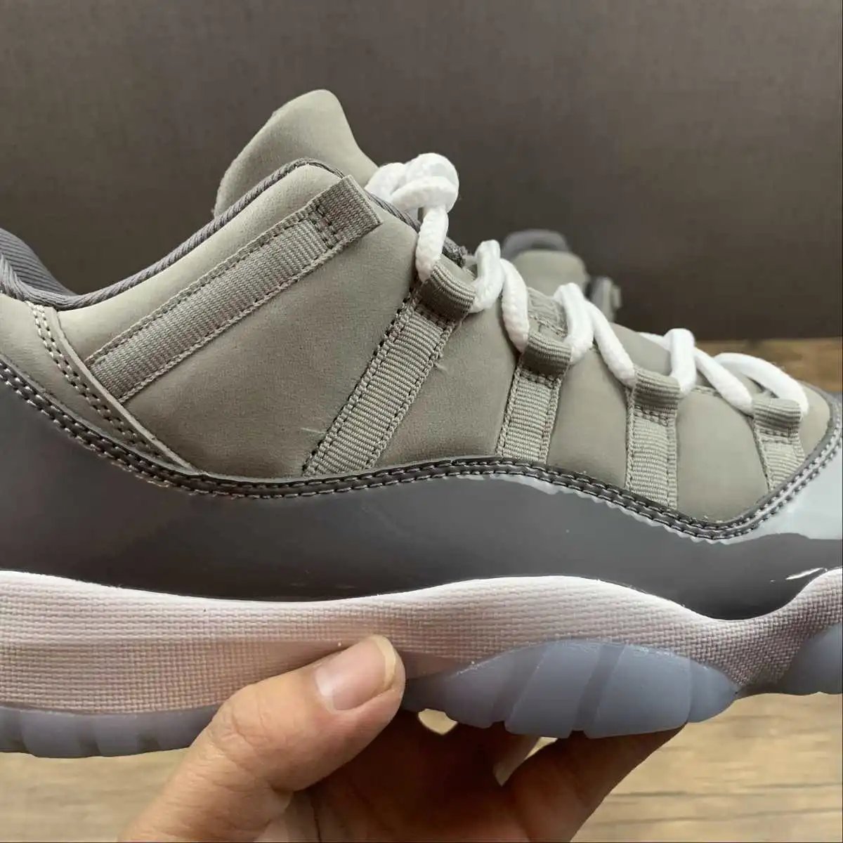 Air Jordan 11 528895-003 9