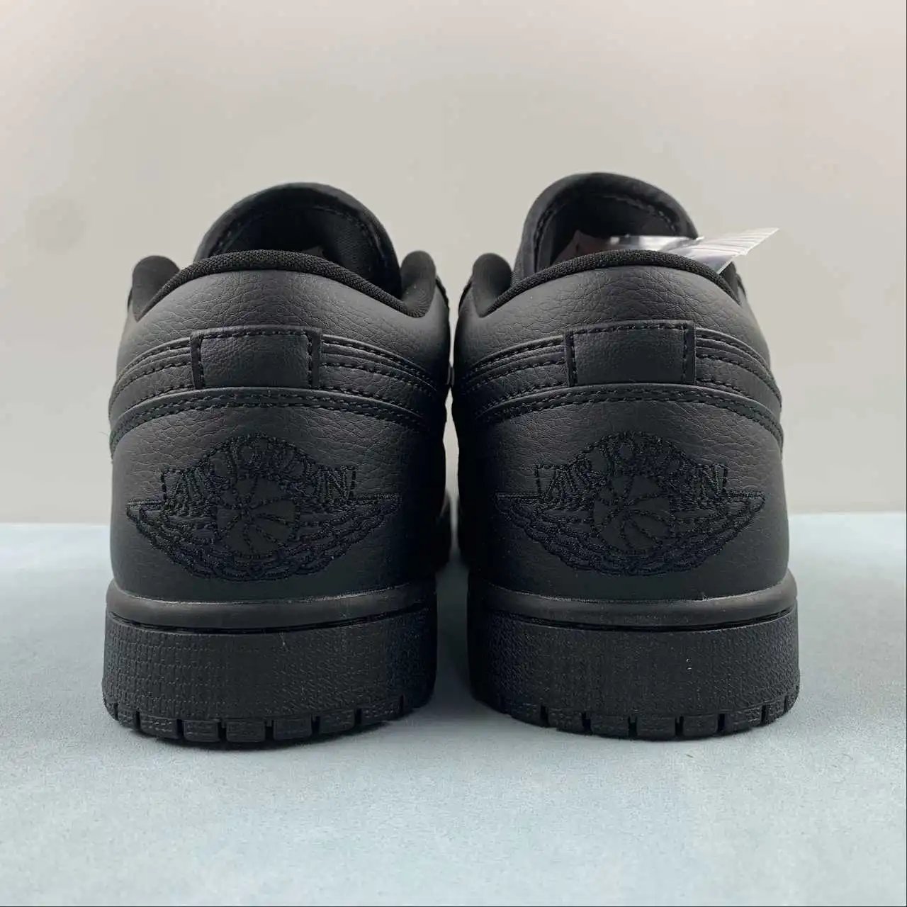 Air Jordan 1 Low 553558-091 thumbnail 4