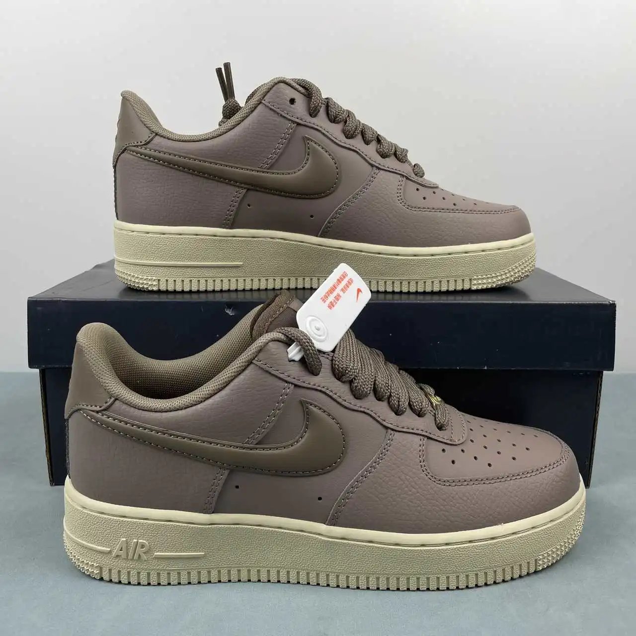 Nike Air Force 1 HF2014-200