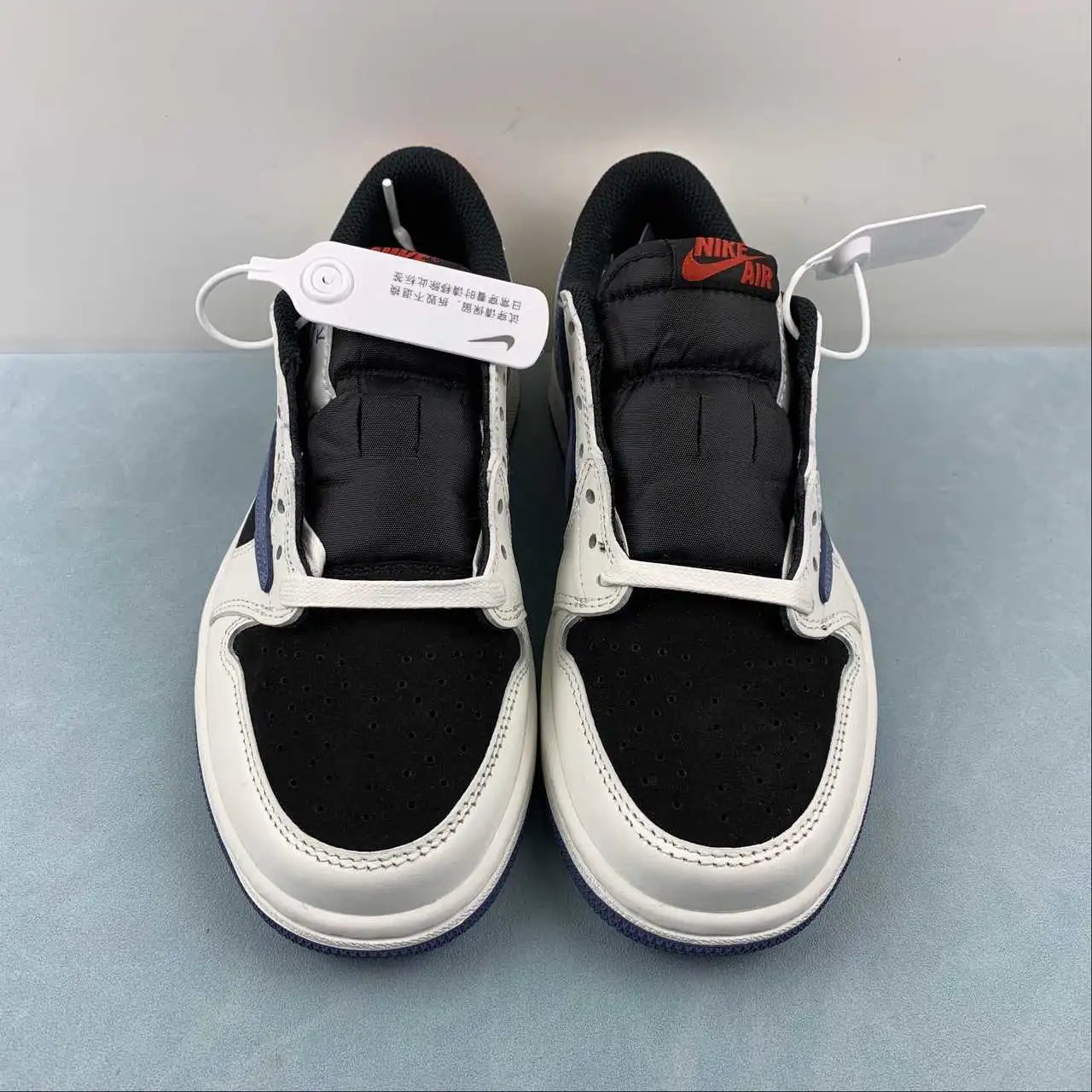 Air Jordan 1 Low DM7866-040 thumbnail 3