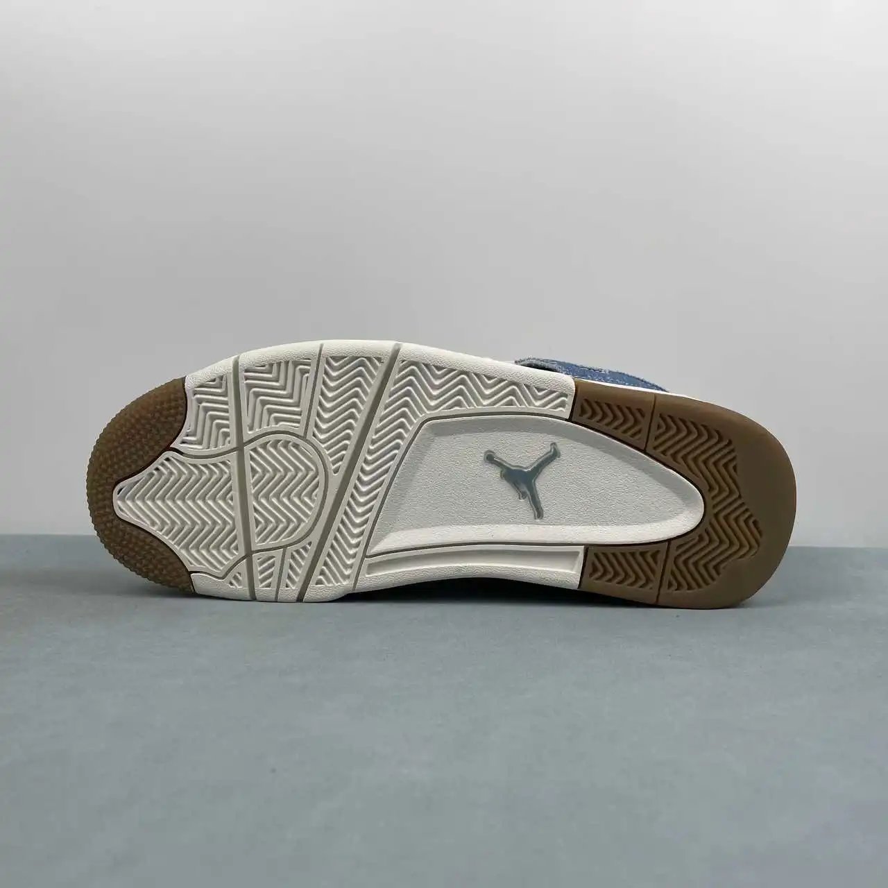 Air Jordan 4 IB6716-100 11