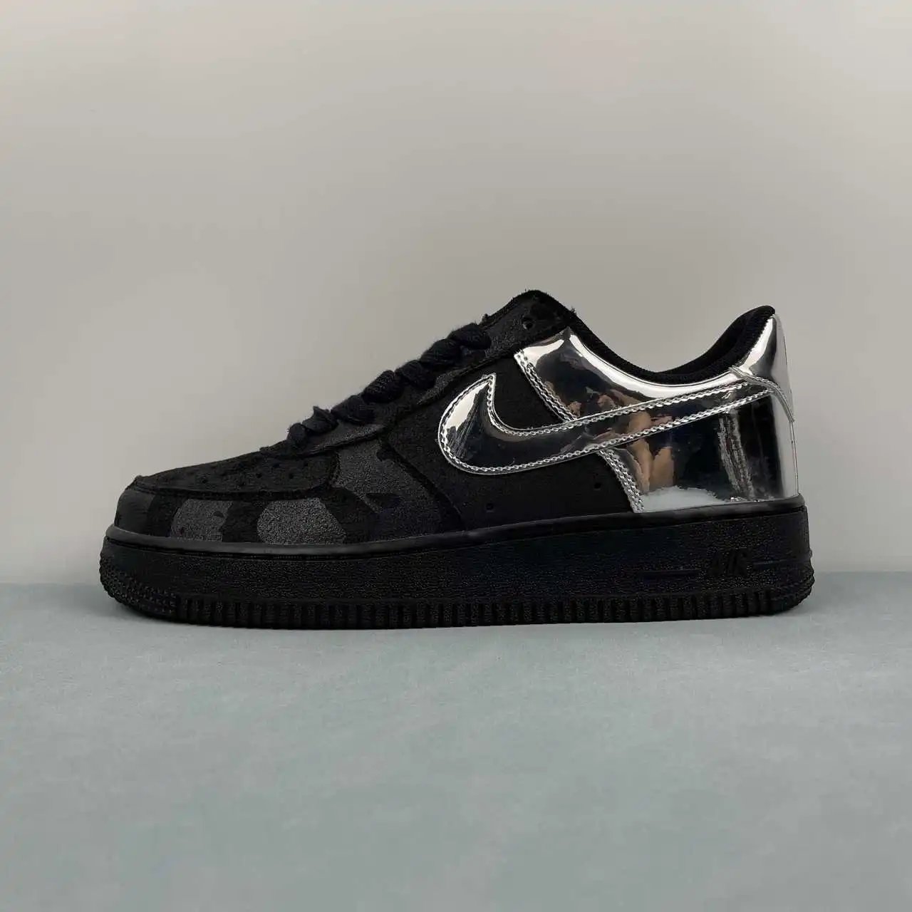 Nike Air Force 1 HF2885-001 thumbnail 4