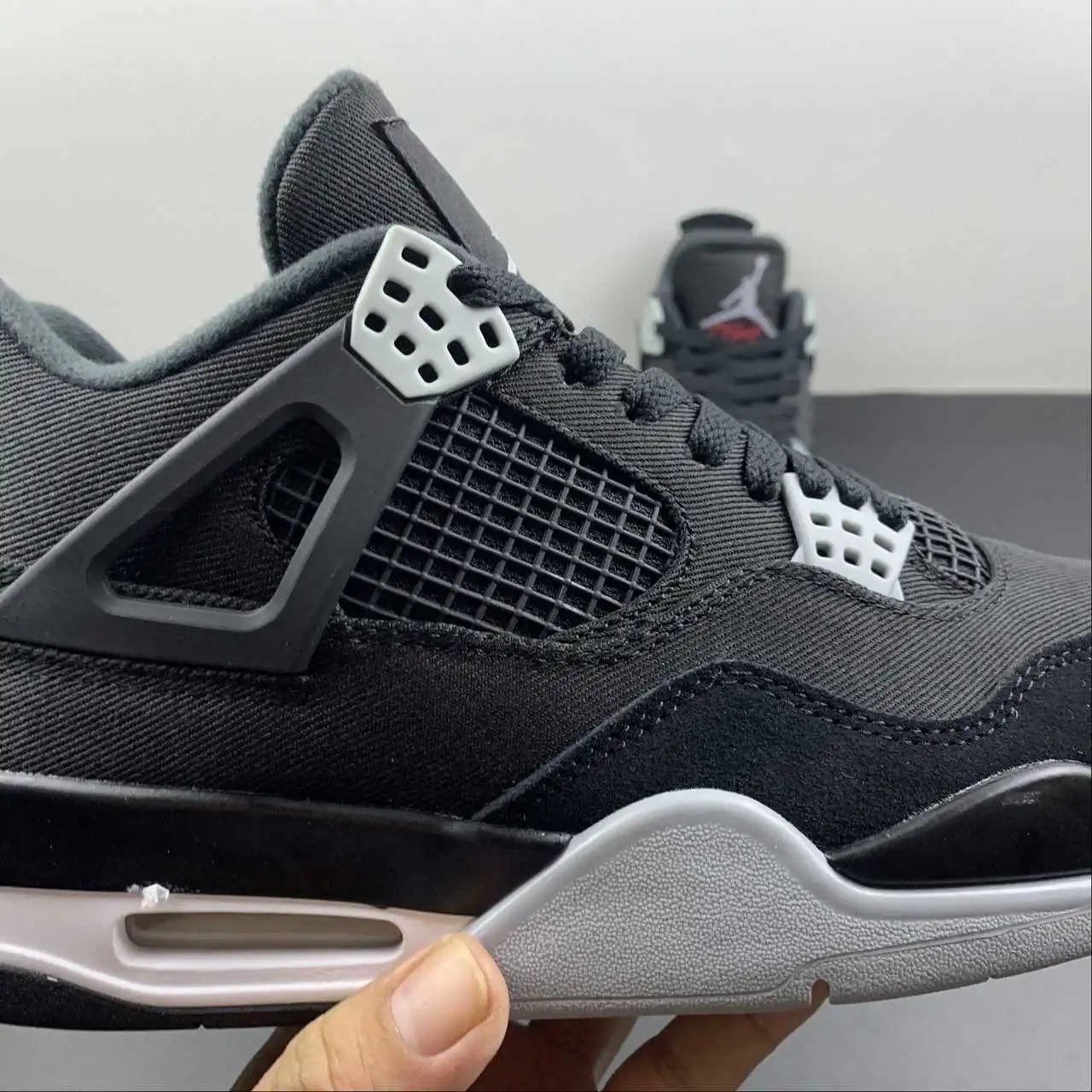 Air Jordan 4 DH7138-006 9