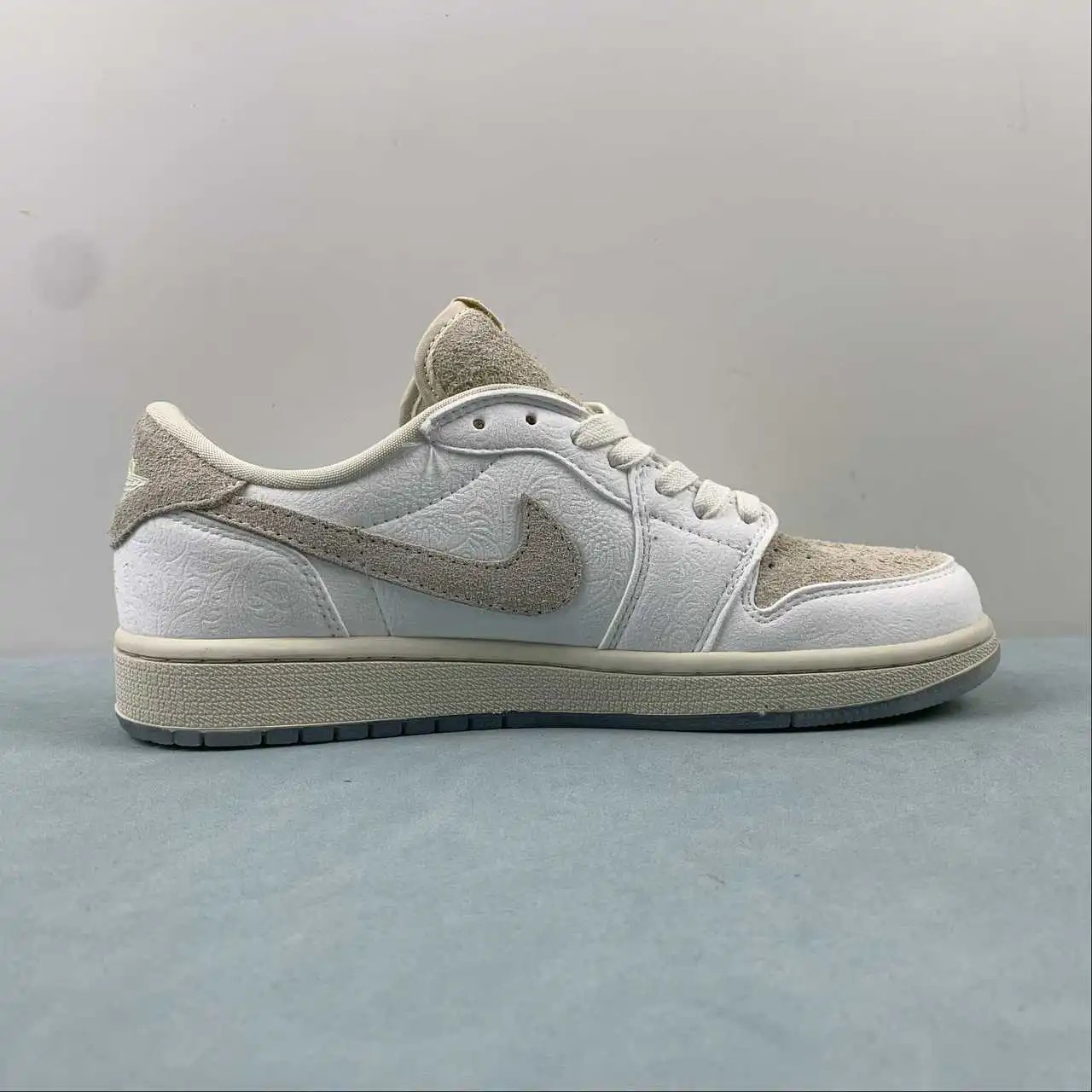 Air Jordan 1 Low FZ0455 6
