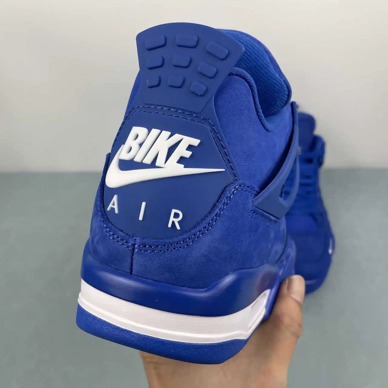 Air Jordan 4 HF4340-400 9