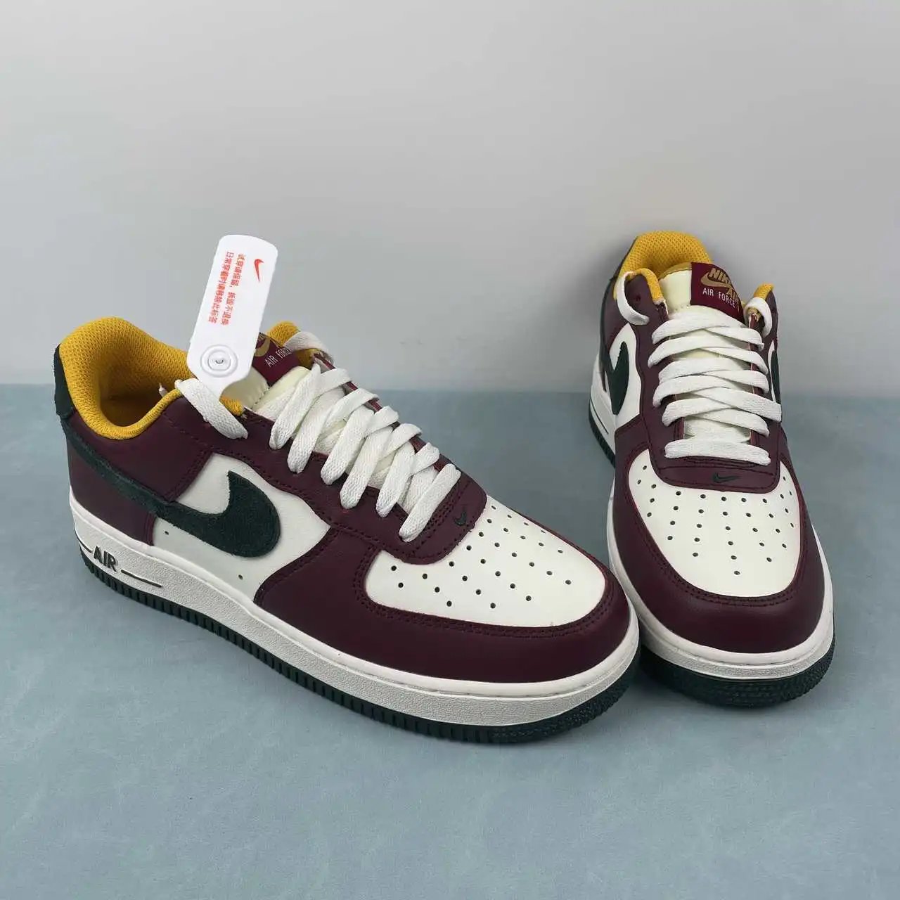 Nike Air Force 1 HQ3612-113 thumbnail 2