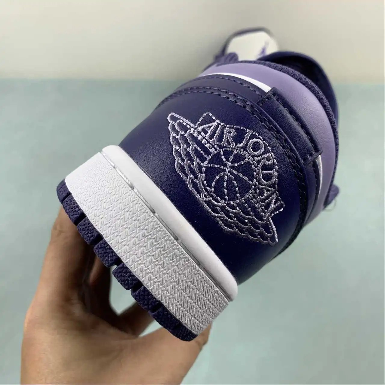 Air Jordan 1 Low 553558-515 10