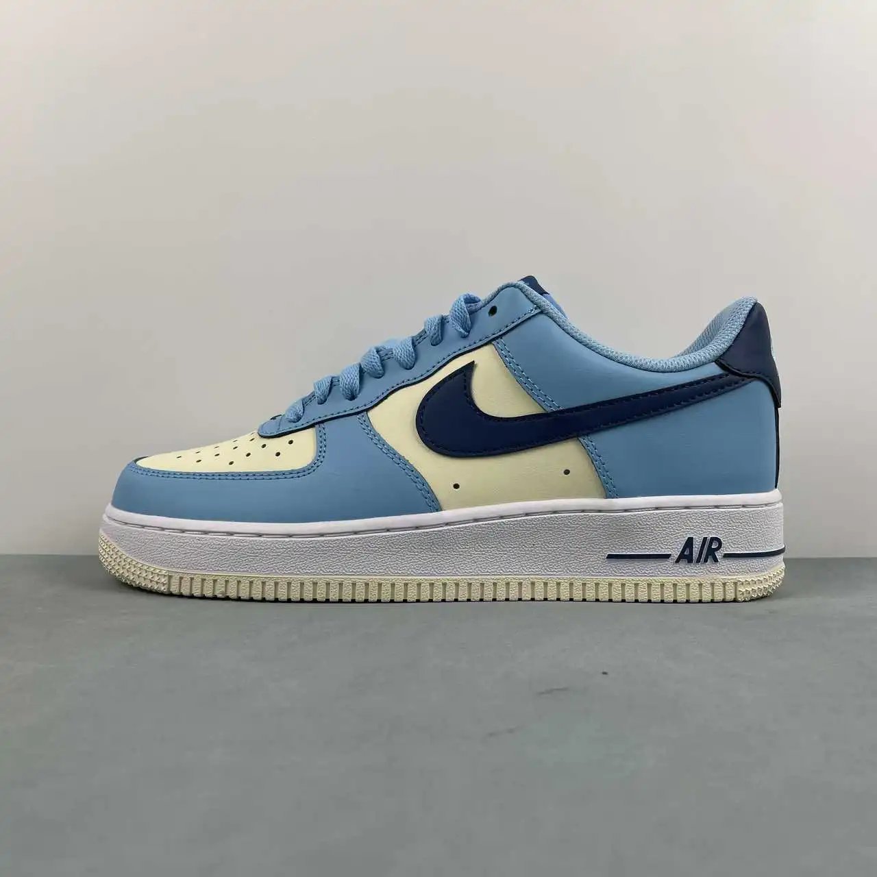 Nike Air Force 1 HF4837-407 thumbnail 4