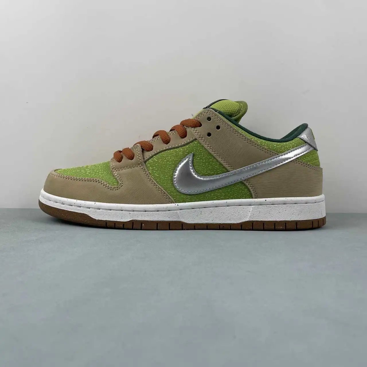 Nike Dunk Low FQ7585-200 thumbnail 4