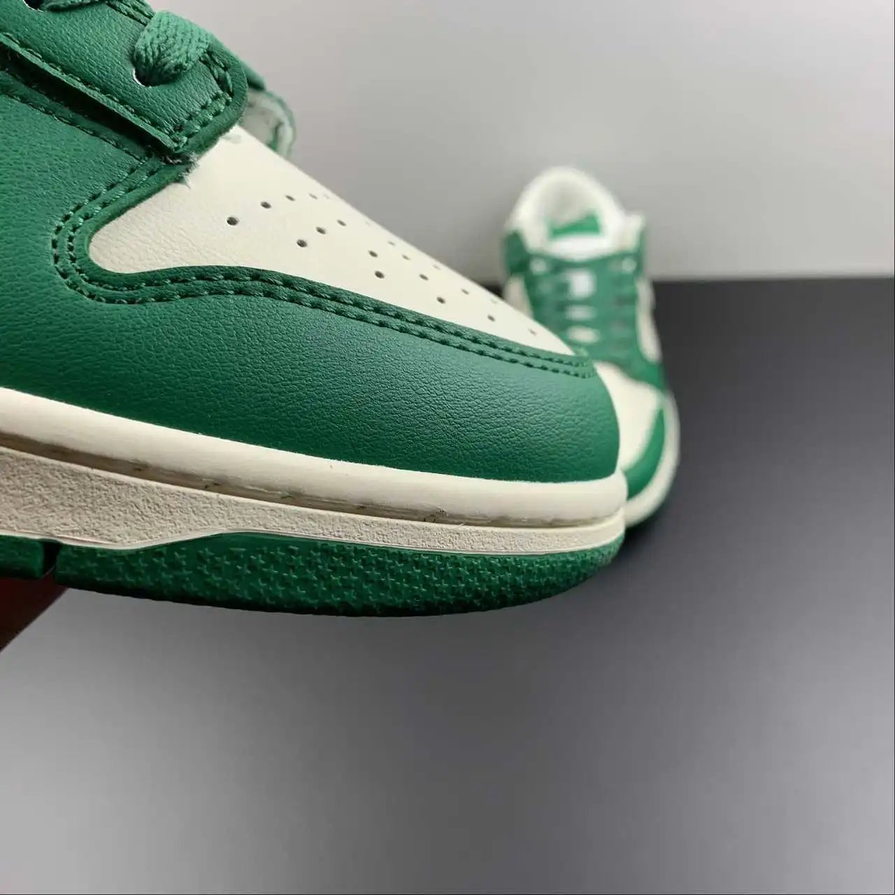 Nike Dunk Low DR9654-100 7