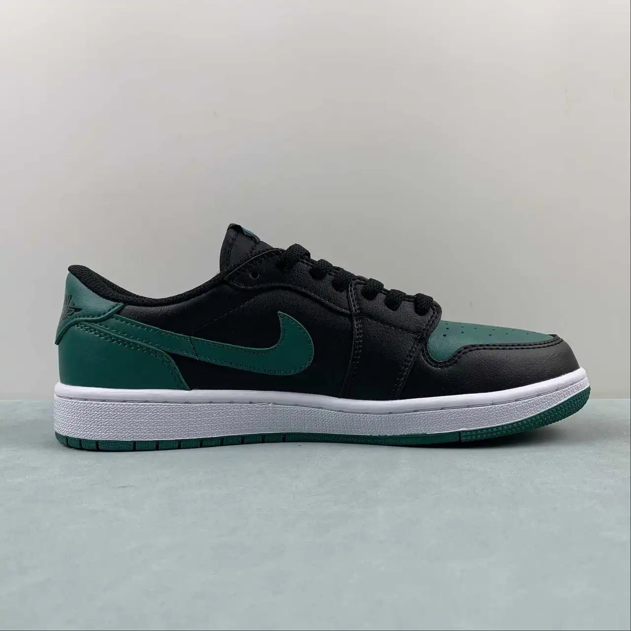 Air Jordan 1 Low CZ0775-036 6