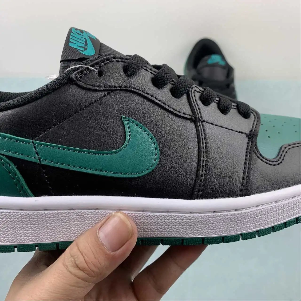 Air Jordan 1 Low CZ0775-036 9