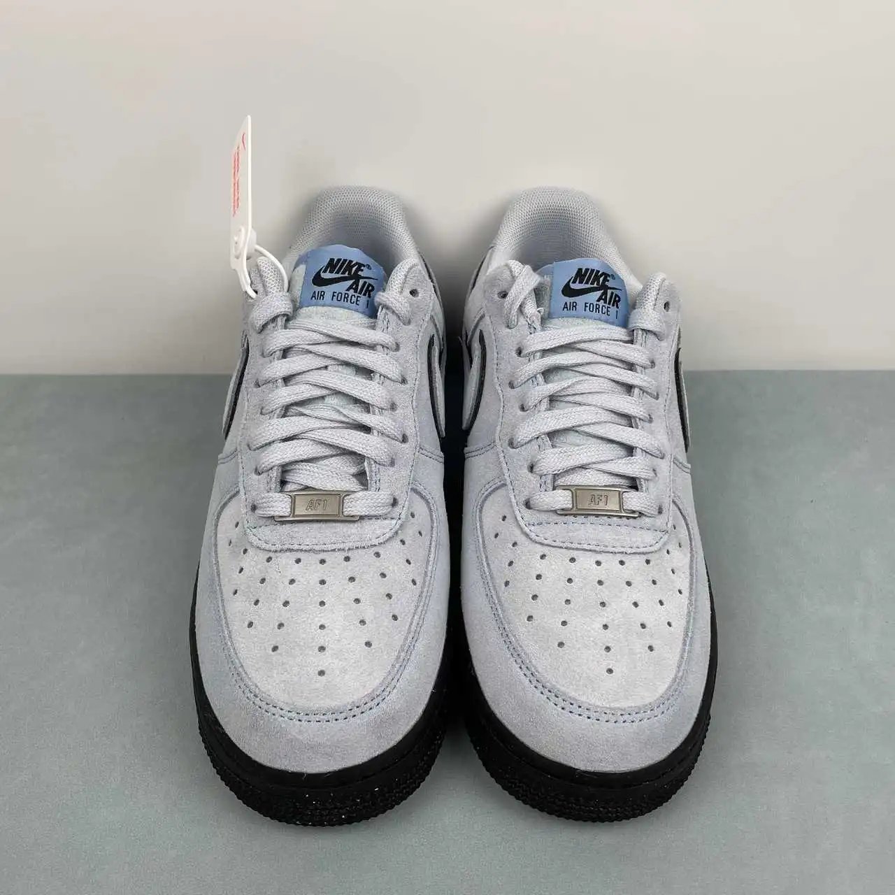 Nike Air Force 1 HQ1966-400 thumbnail 3