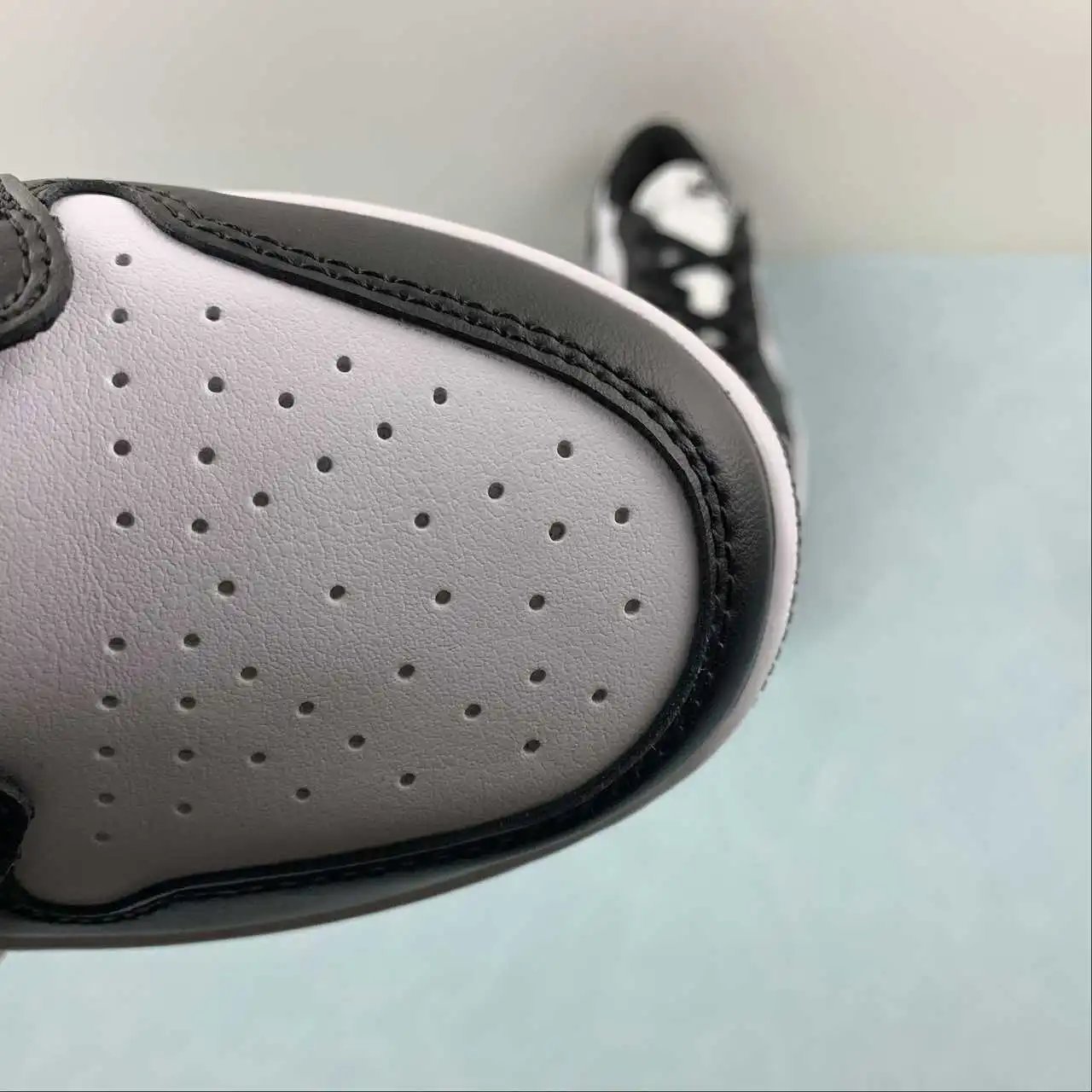 Air Jordan 1 Low CZ0790-110 8