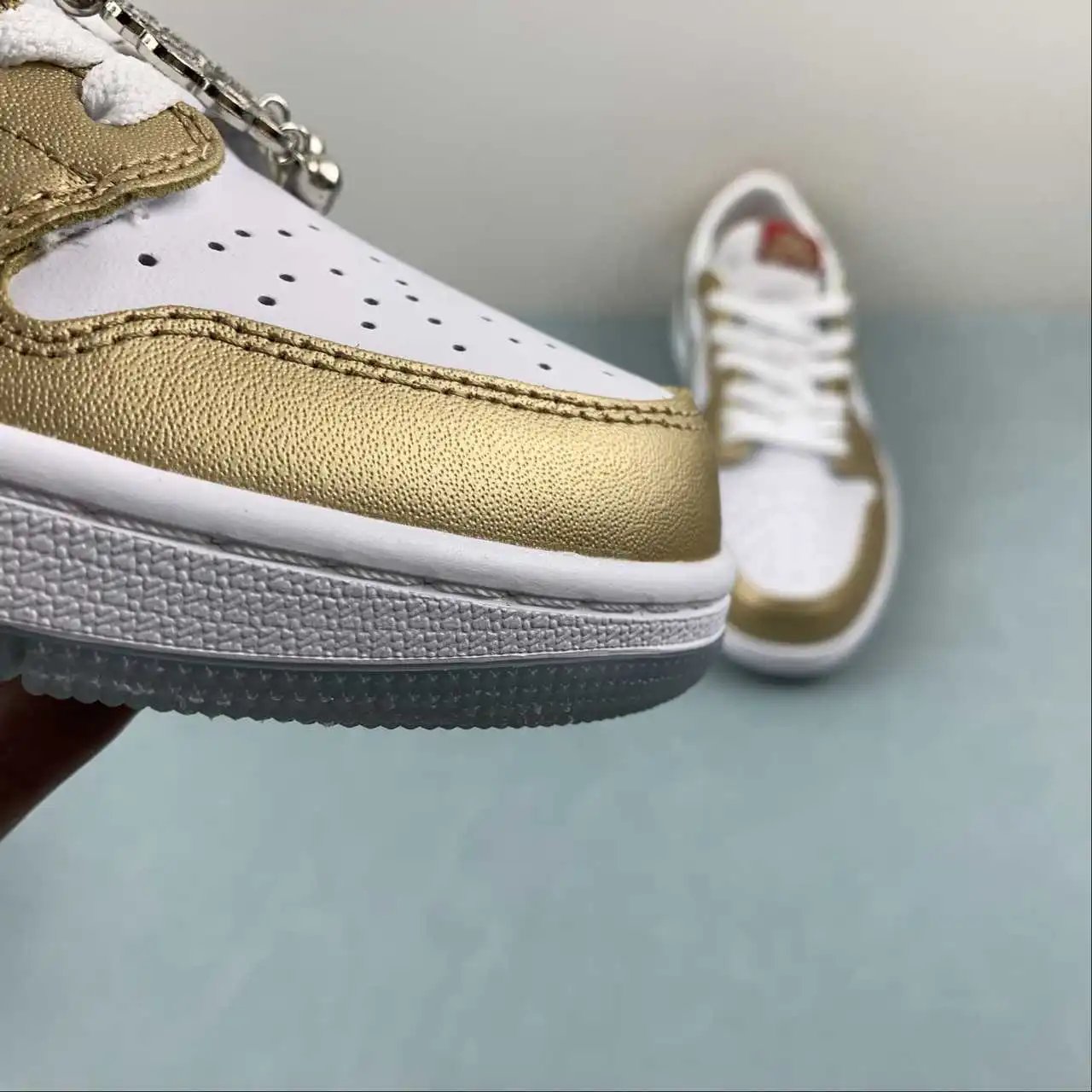 Air Jordan 1 Low FQ6593-100 7