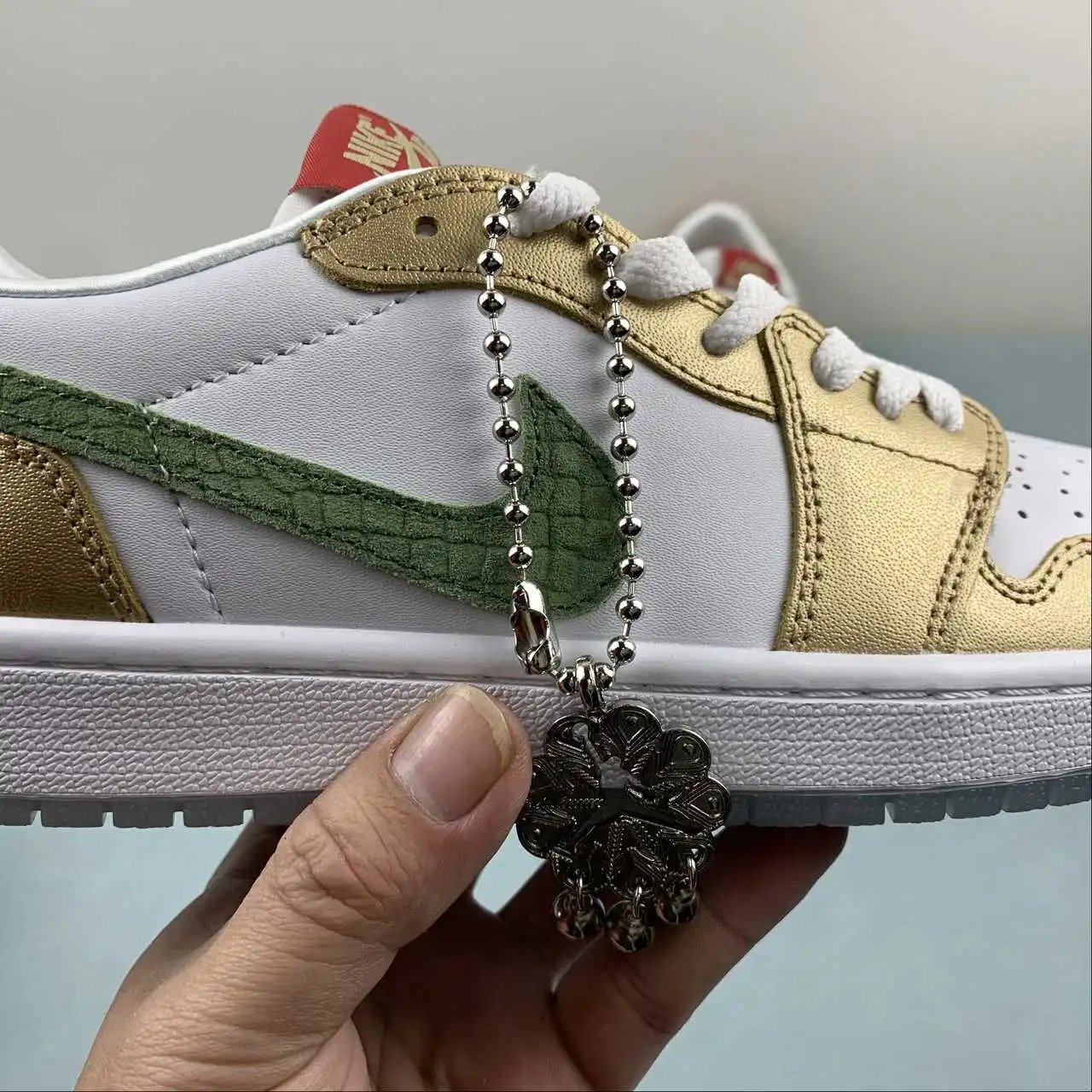 Air Jordan 1 Low FQ6593-100 9