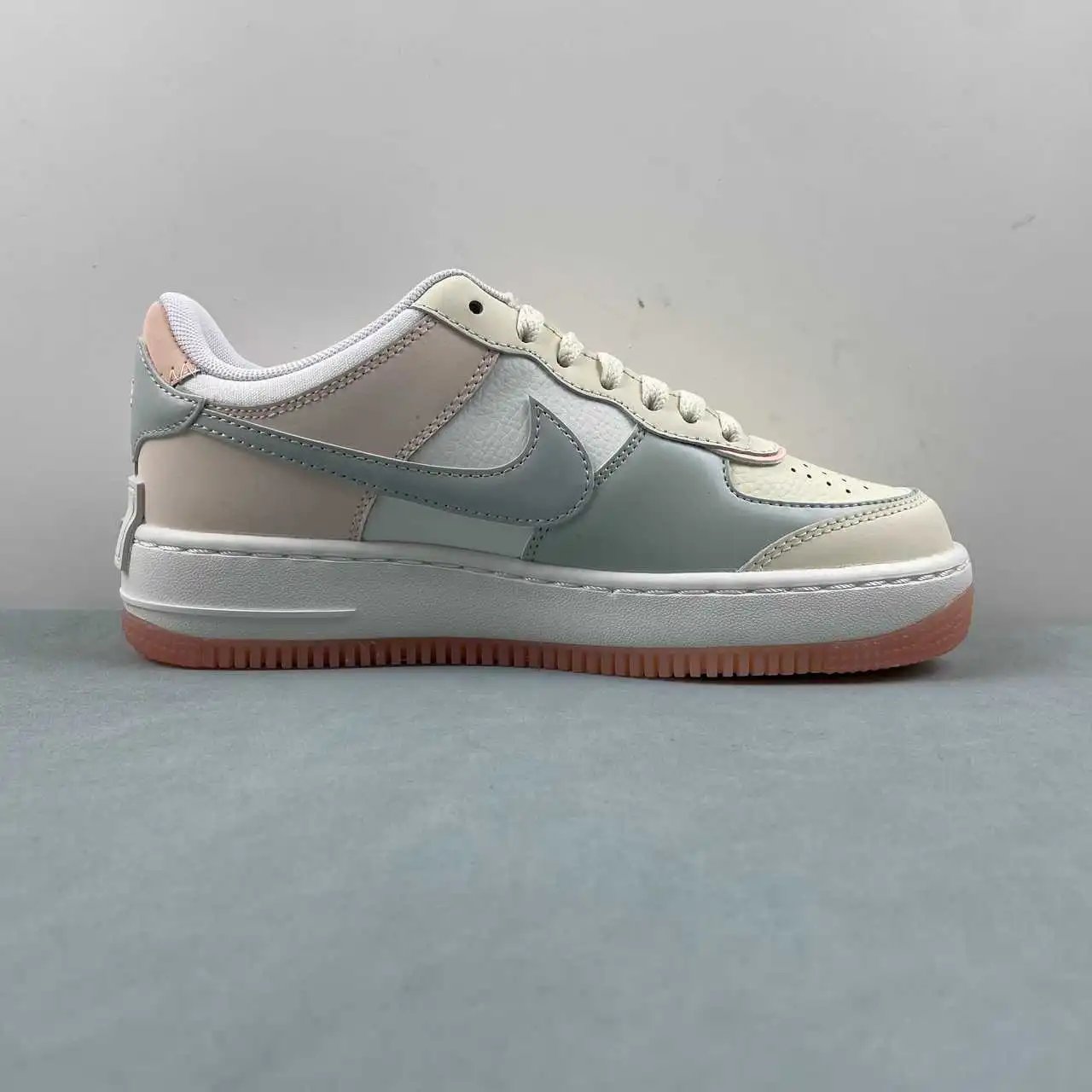 Nike Air Force 1 DZ1847-105 thumbnail 4