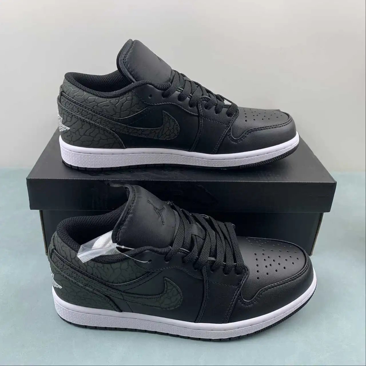 Air Jordan 1 Low FB9907-001