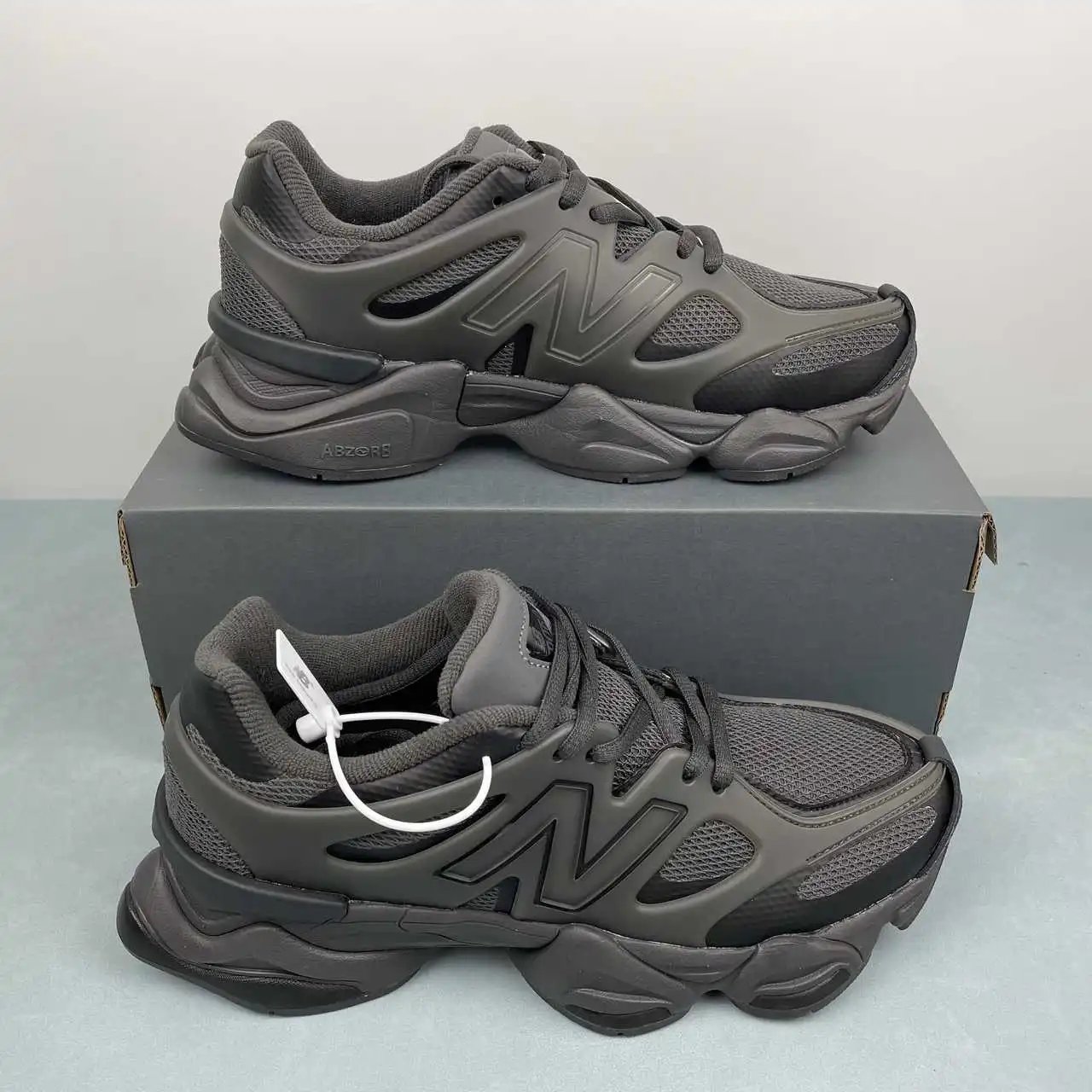 New Balance 9060 U9060IAA
