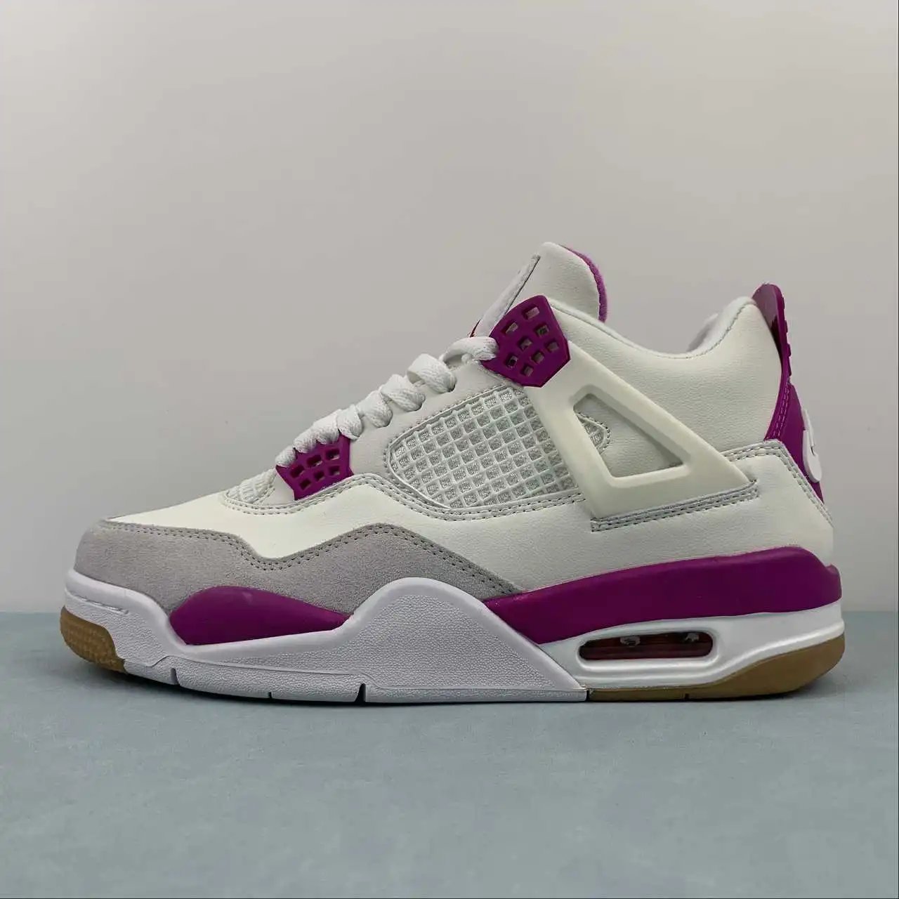 AJ4 × Nike SB DR5415-105 6