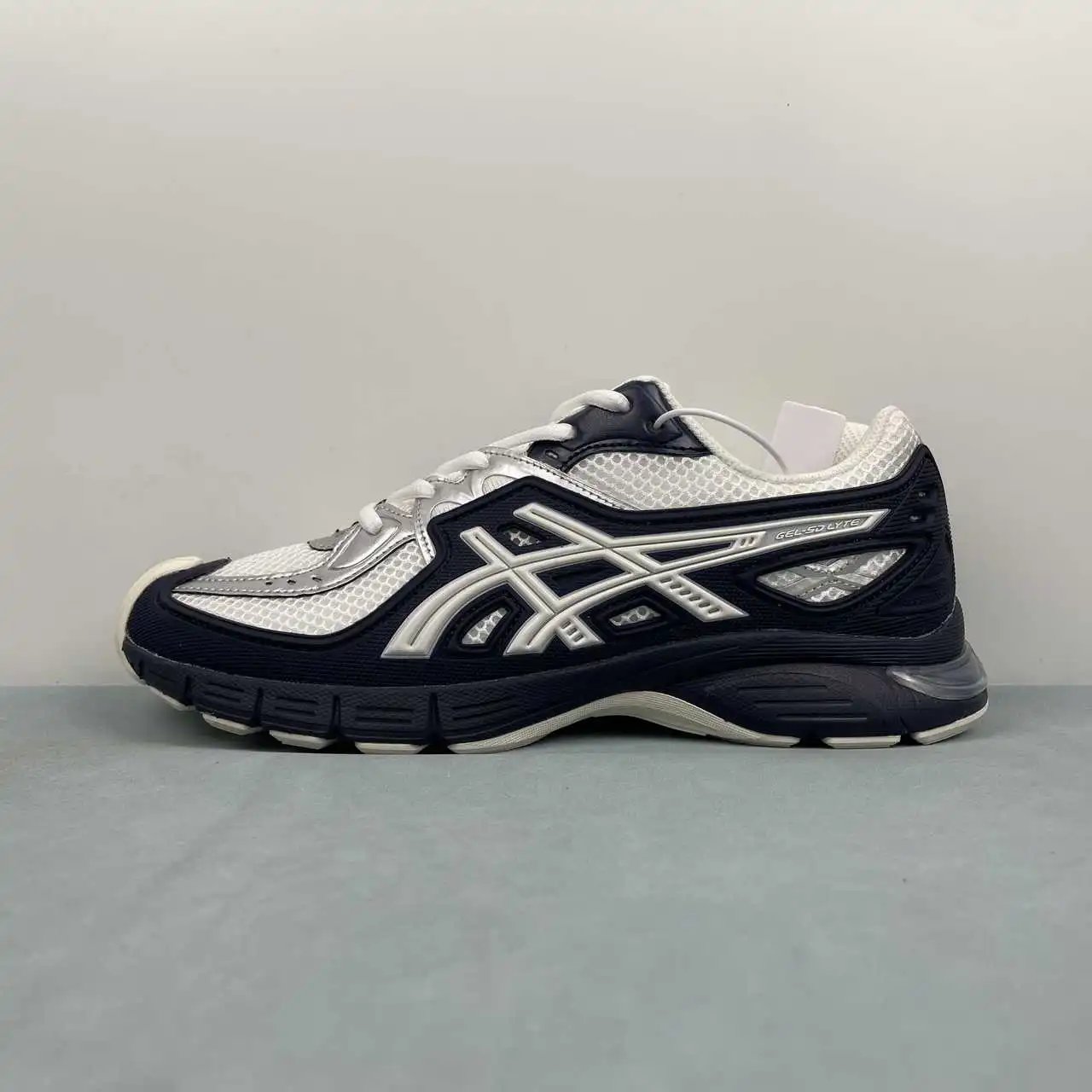 Asics UB12-S GEL-SD-LYTE 1203A886-100 thumbnail 4