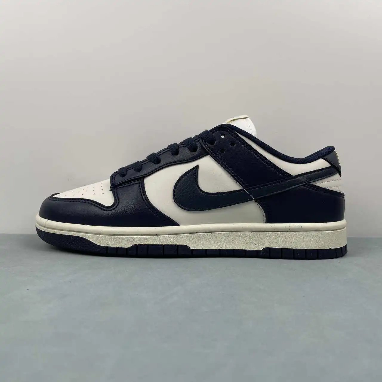 Nike Dunk Low FZ6770-001 thumbnail 4