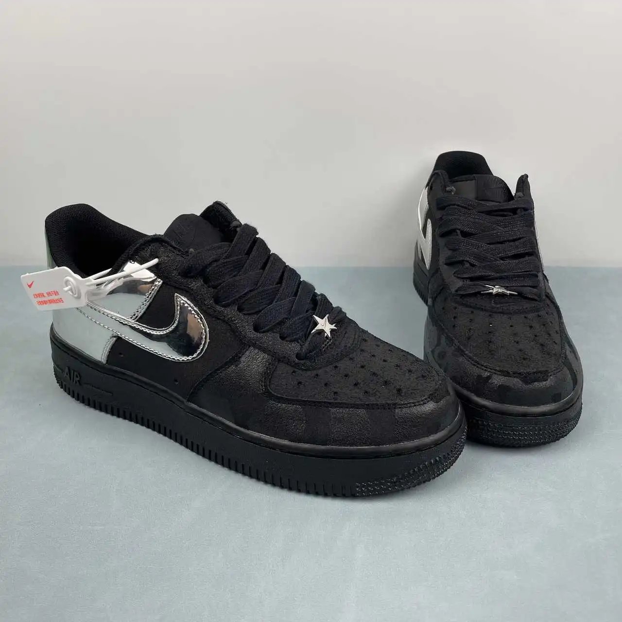 Nike Air Force 1 HF2885-001 thumbnail 2