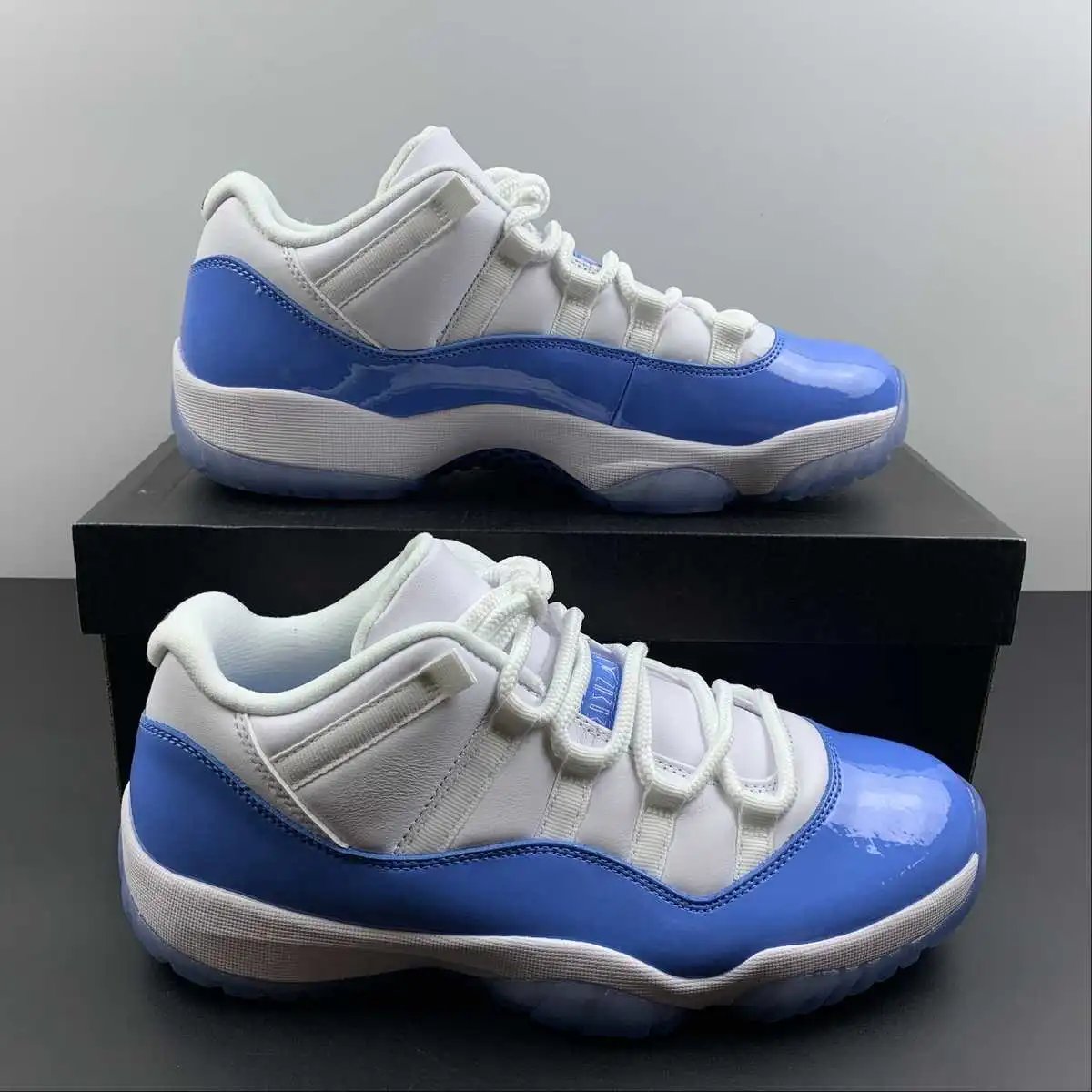 Air Jordan 11 528895-106