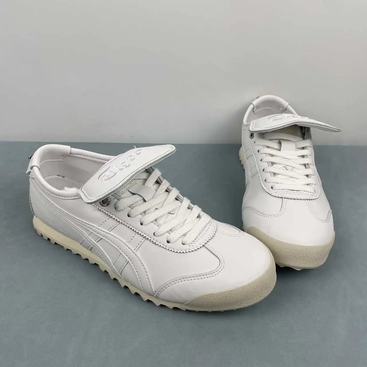 Asics Onitsuka tiger MEXICO 66 1183C557-100 thumbnail 2