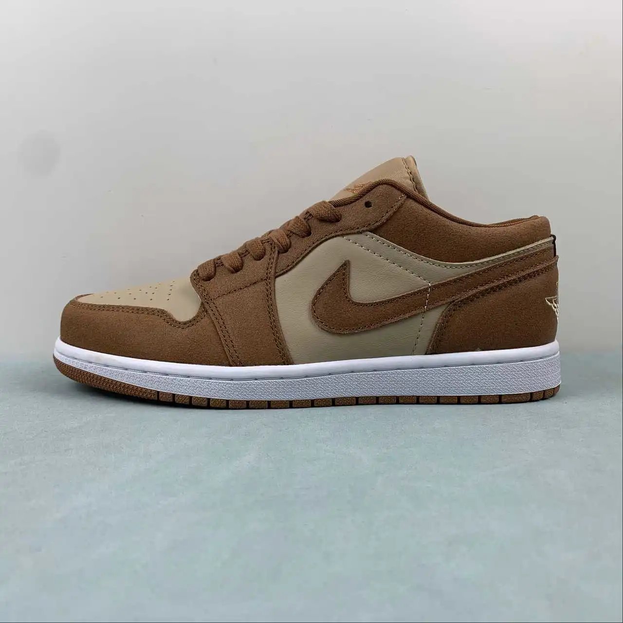 Air Jordan 1 Low FJ3453-200 5