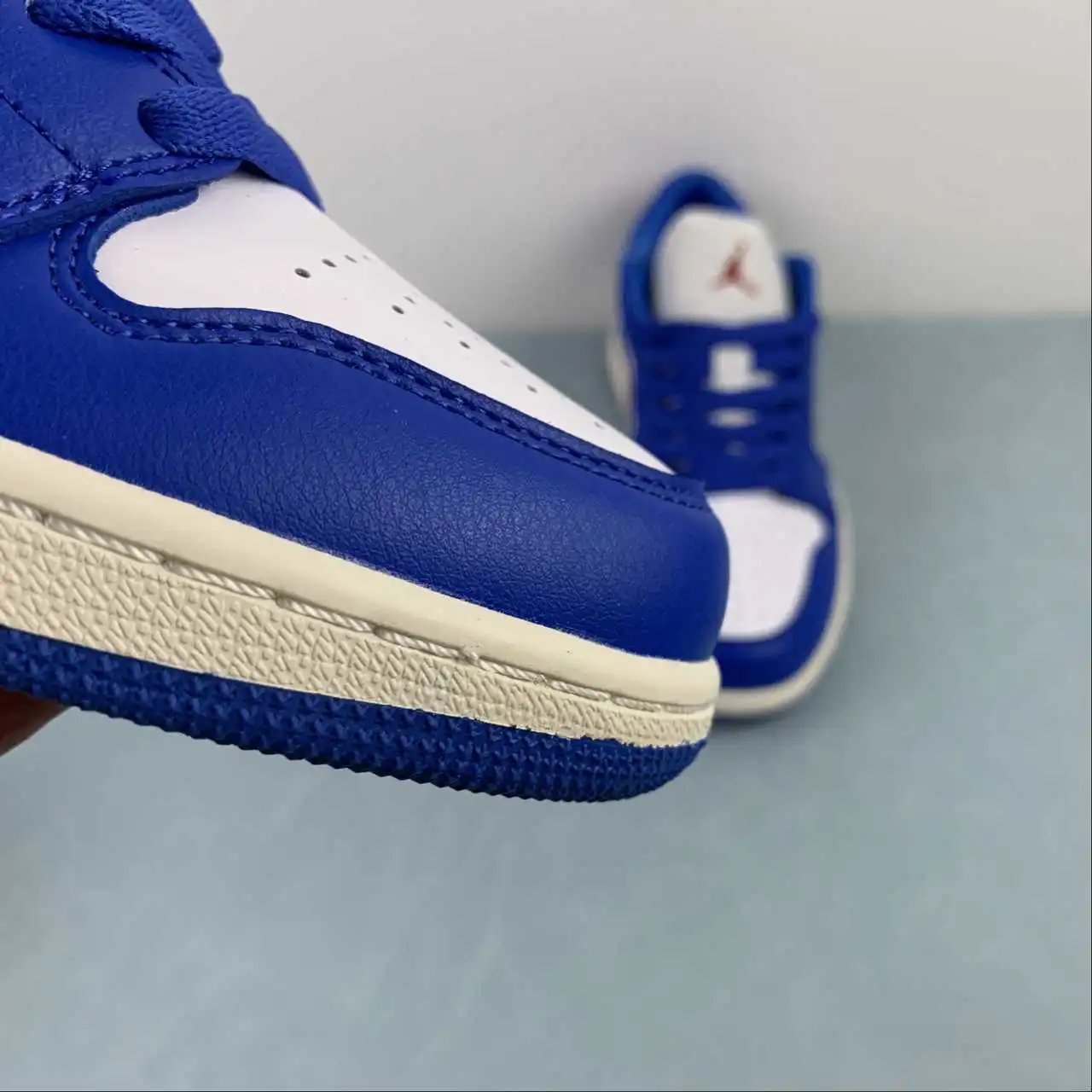 Air Jordan 1 Low DC0774-416 7