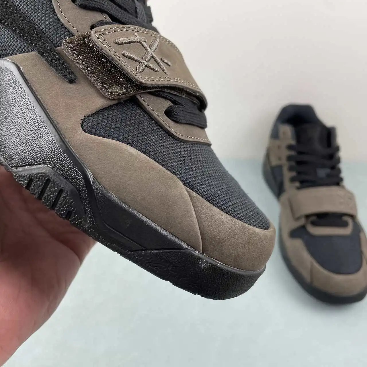 Trav#s Scot# × Jordan Jumpman Jack TR FZ8117-204 7