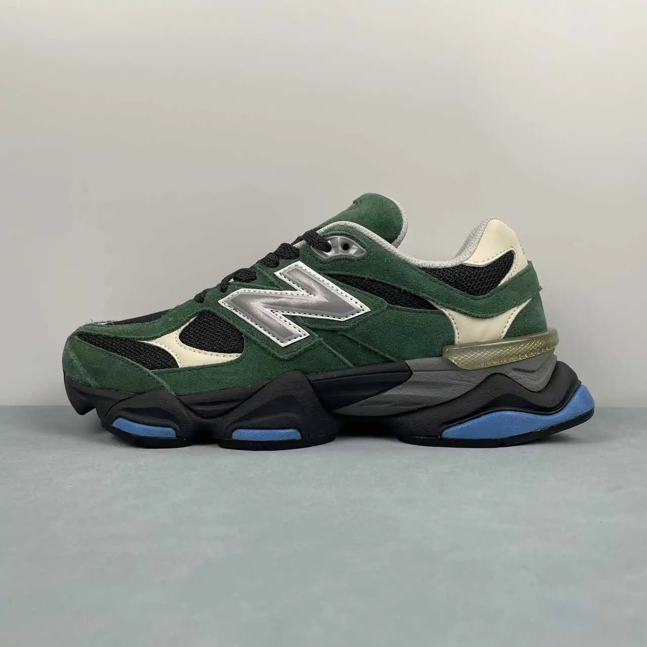 New Balance 9060 U9060VRA thumbnail 4