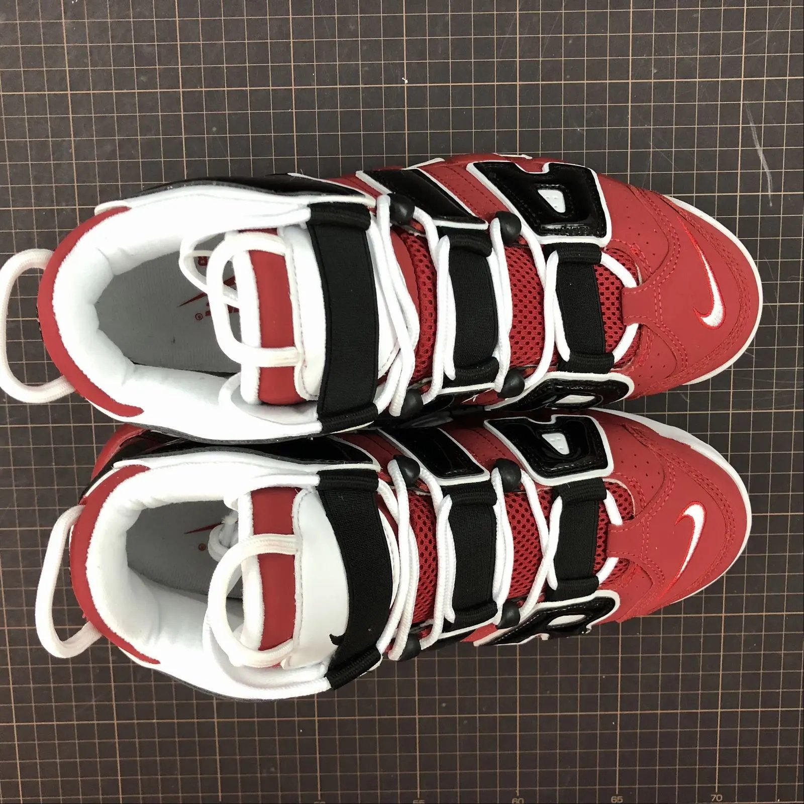 Nike Air More Uptempo Red Black thumbnail 3
