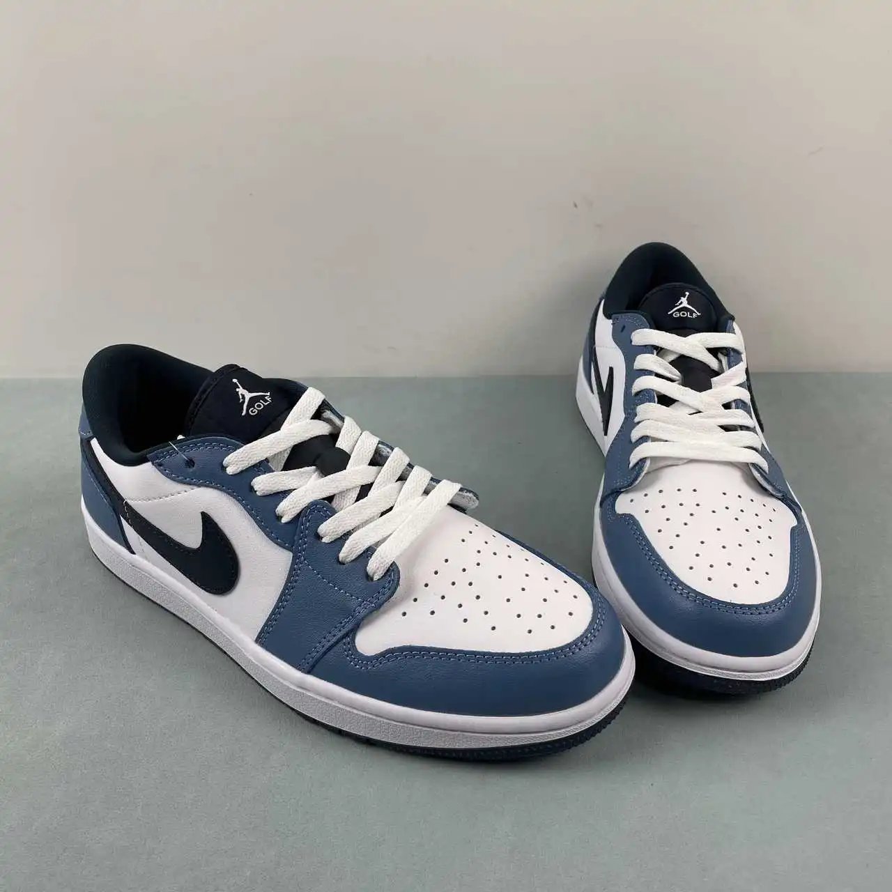 Air Jordan 1 Low DD9315-115 thumbnail 2