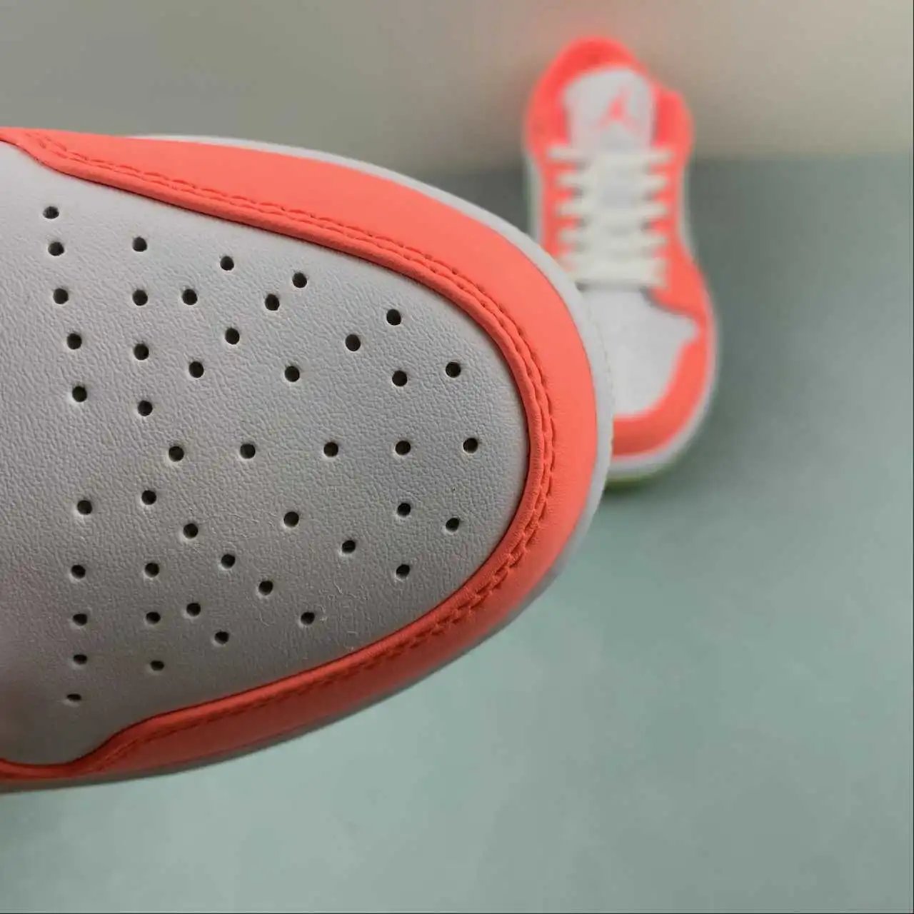 Air Jordan 1 Low FN6772-671 8