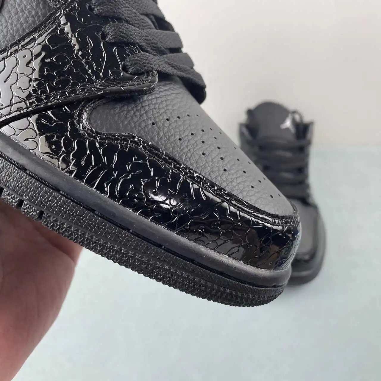 Air Jordan 1 Low HJ7743-010 7