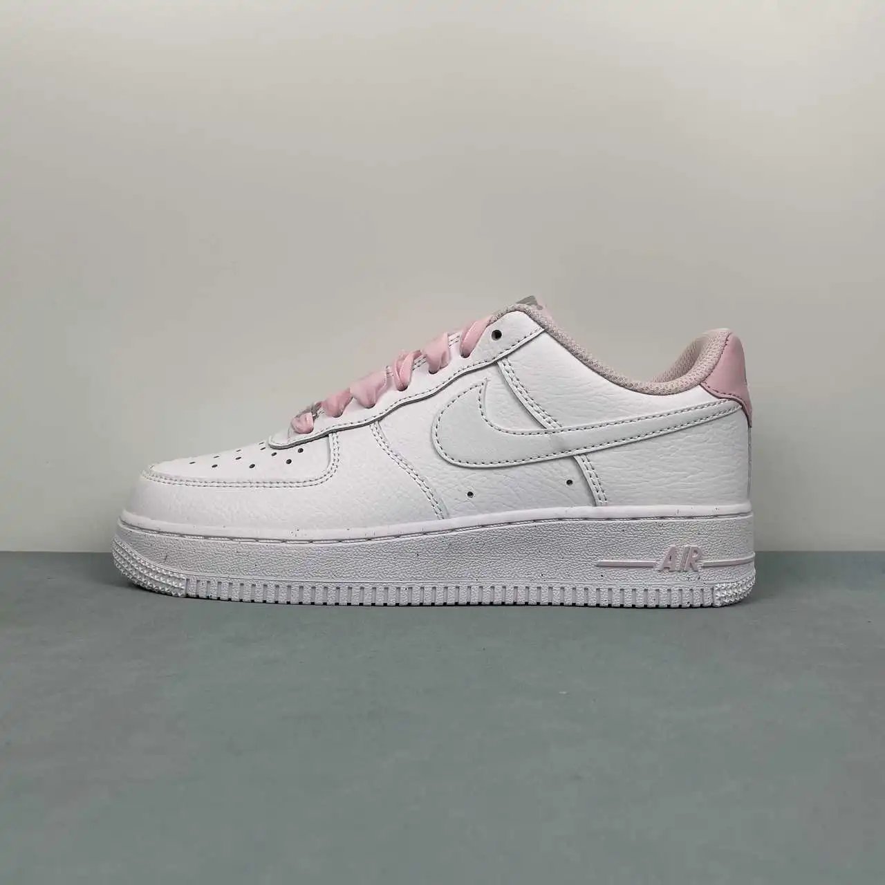 Nike Air Force 1 HV4403-601 thumbnail 4