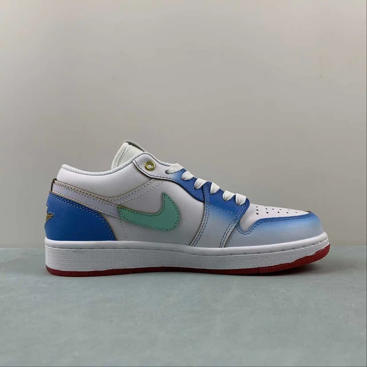 Air Jordan 1 Low FN8895-141 6