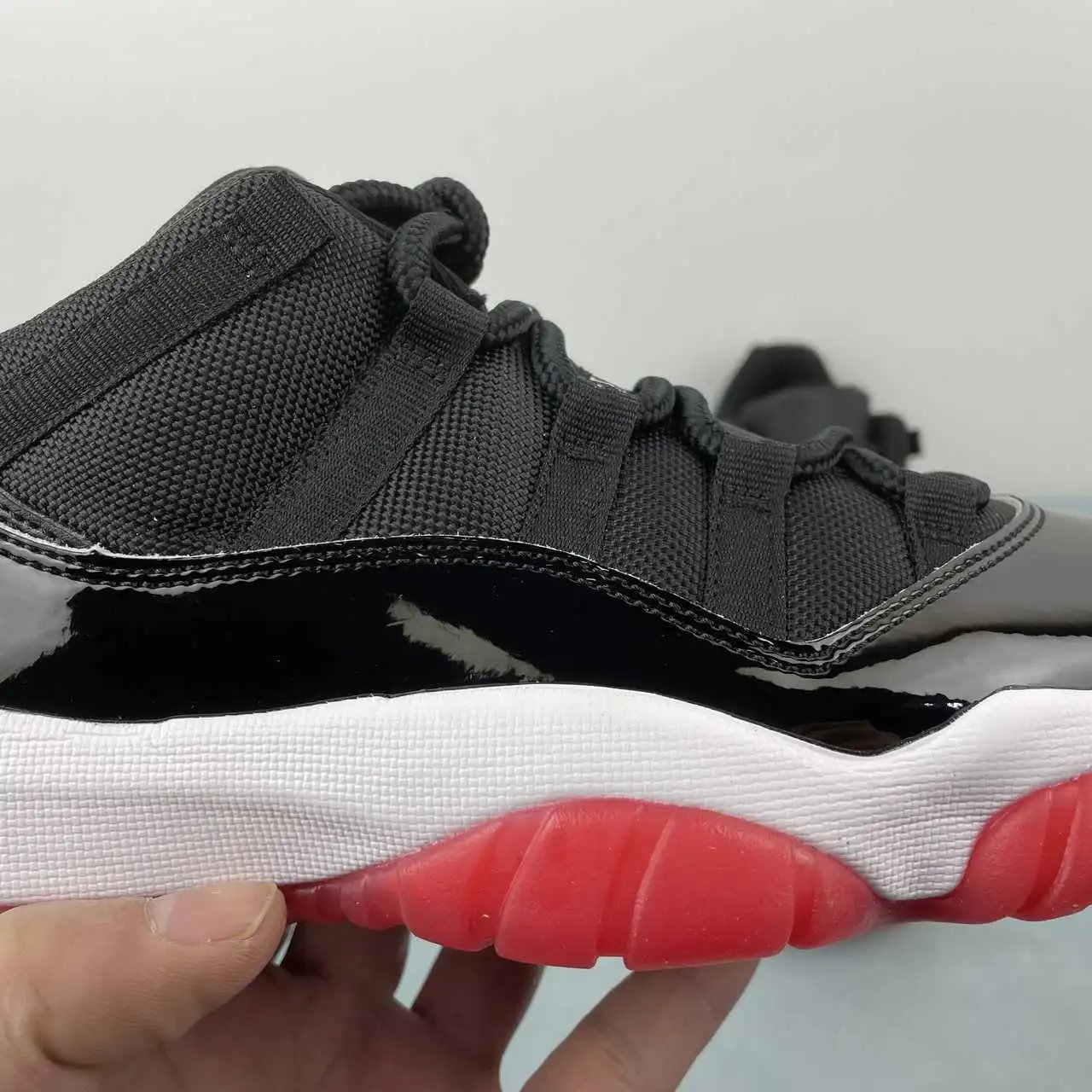Air Jordan 11 FV5104-006 9