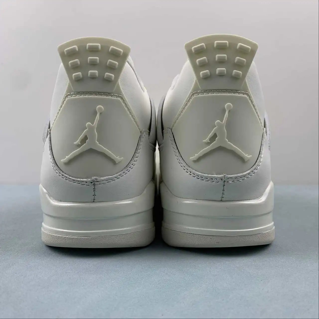 Air Jordan 4 AQ9129-170 thumbnail 3