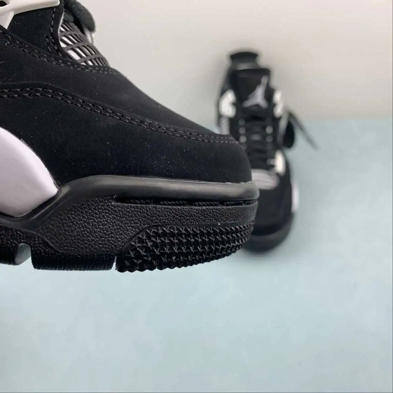 Air Jordan 4 FQ8138-001 7